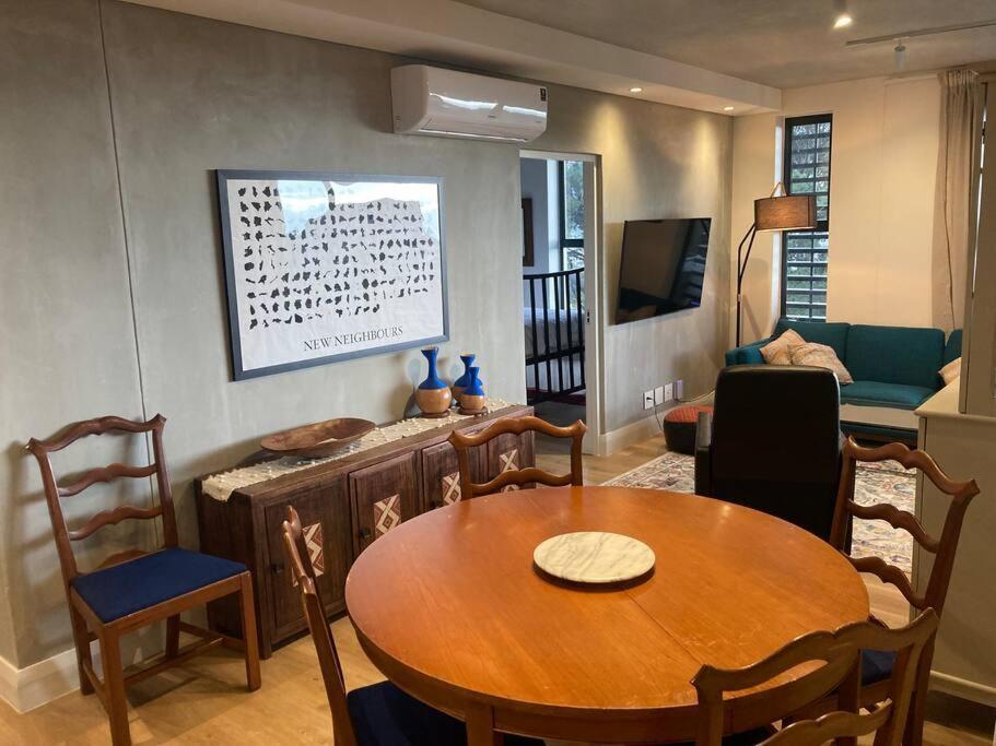 Apartment Deer Park Cpt - With Sweeping Views
