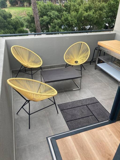 Apartment Deer Park Cpt - With Sweeping Views