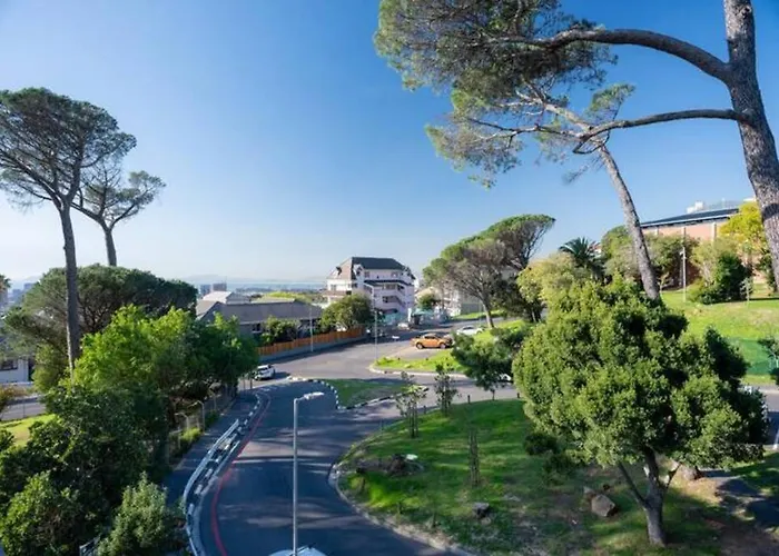 Deer Park Apartment Cpt - With Sweeping Views