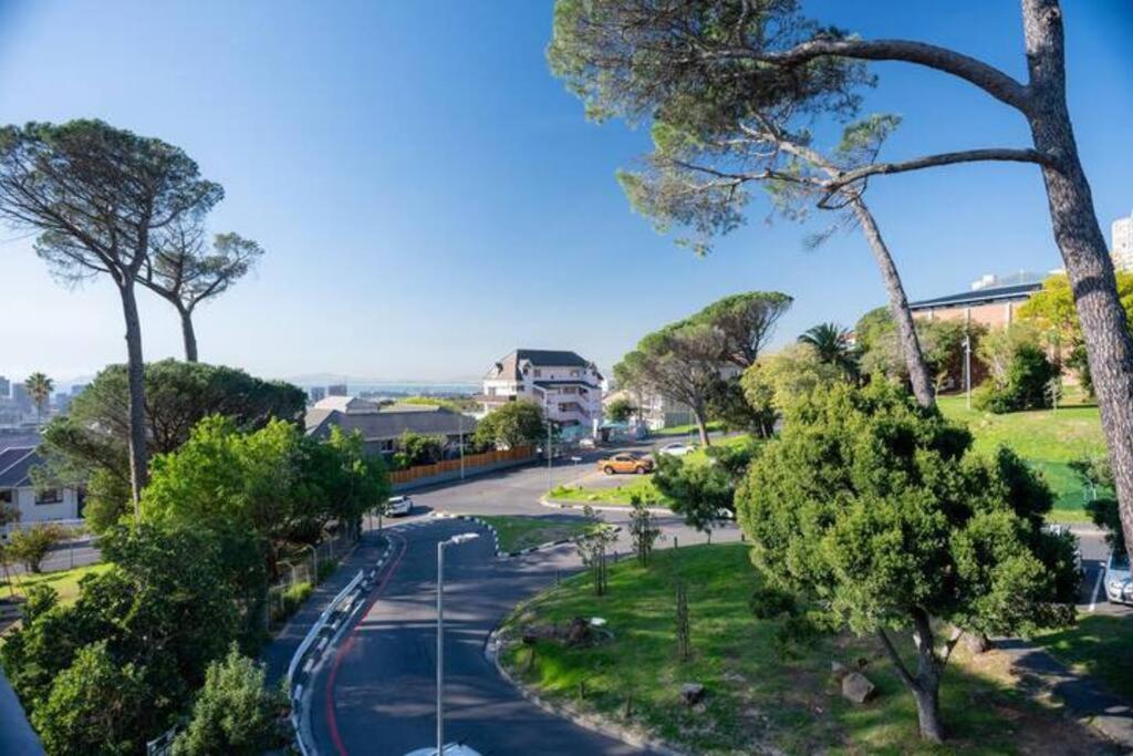Deer Park Cpt - With Sweeping Views *